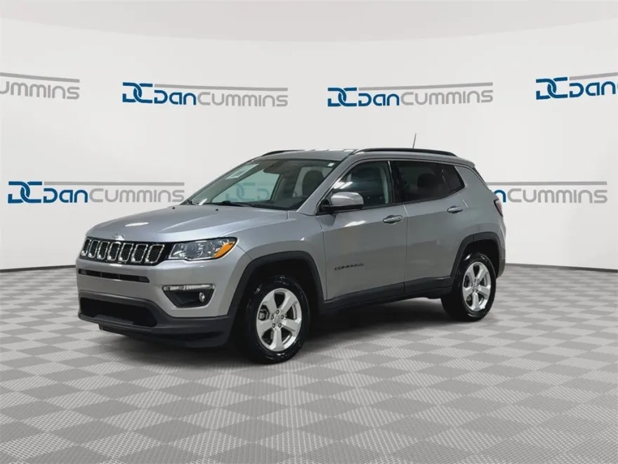 2021 Jeep Compass Latitude photo 1