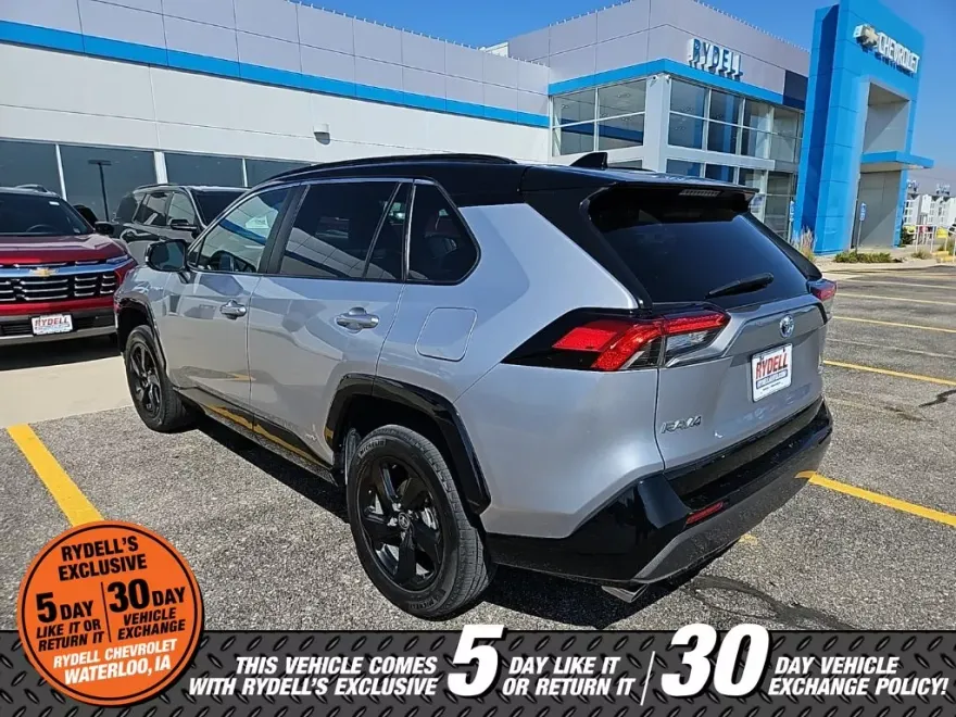 2021 Toyota RAV4 Hybrid XSE photo 1