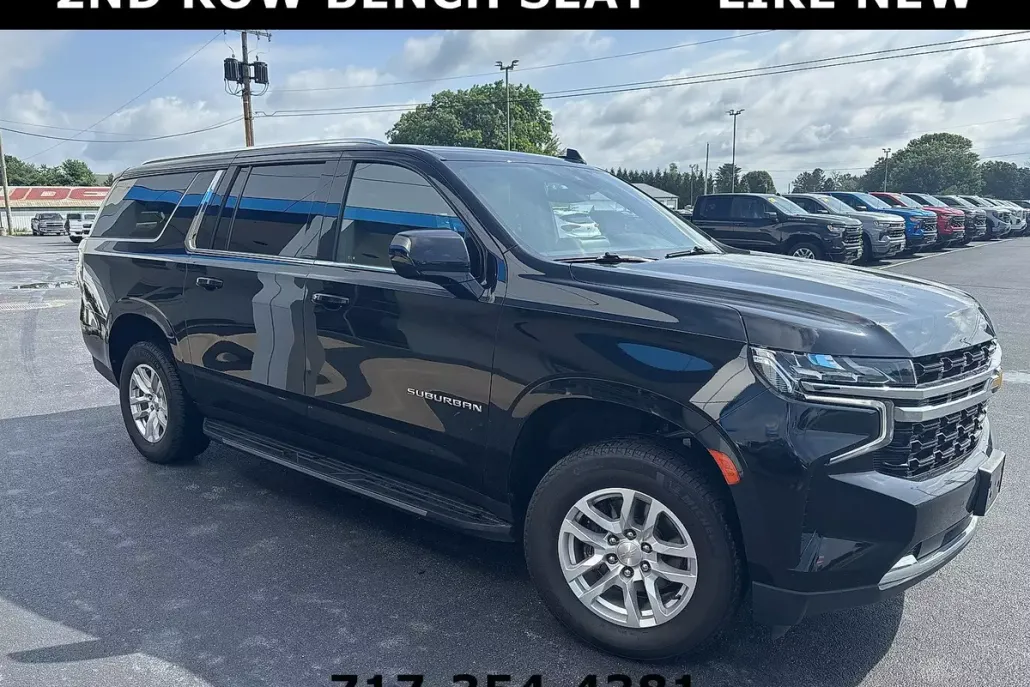 2024 Chevrolet Suburban LS photo 1