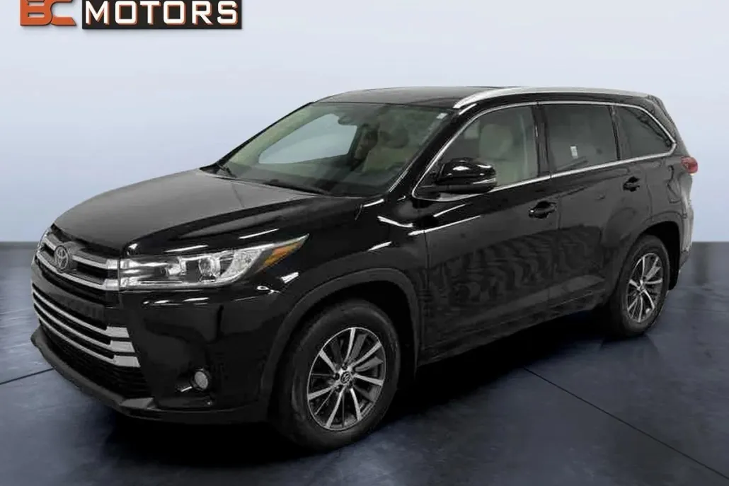 2018 Toyota Highlander XLE photo 1