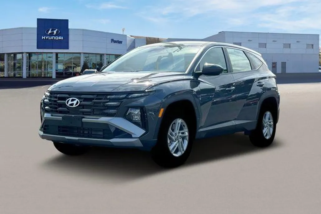2025 Hyundai Tucson SE photo 1