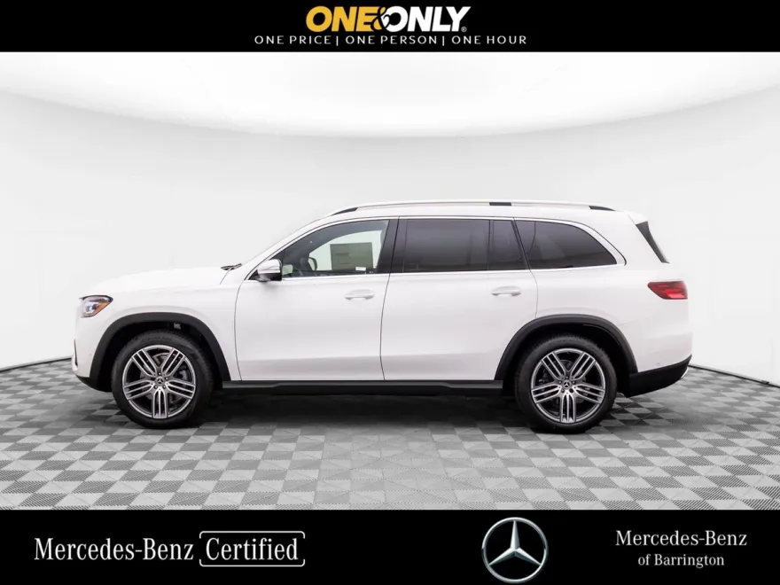2025 Mercedes Benz GLS 450 4MATIC photo 1