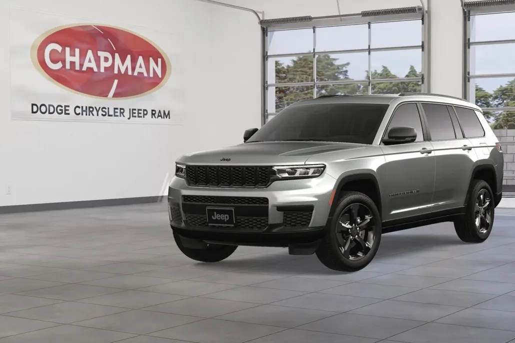 2025 Jeep Grand Cherokee Laredo Altitude photo 1