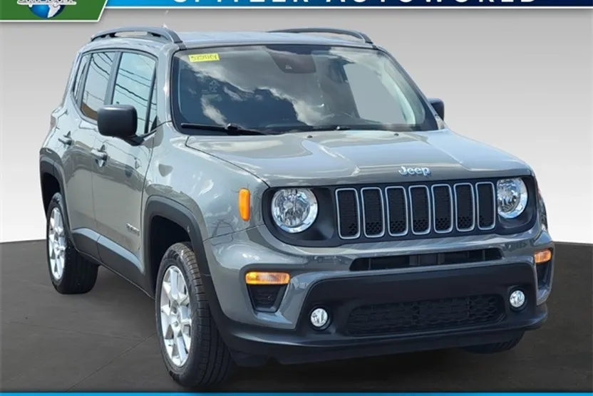 2022 Jeep Renegade Latitude photo 1