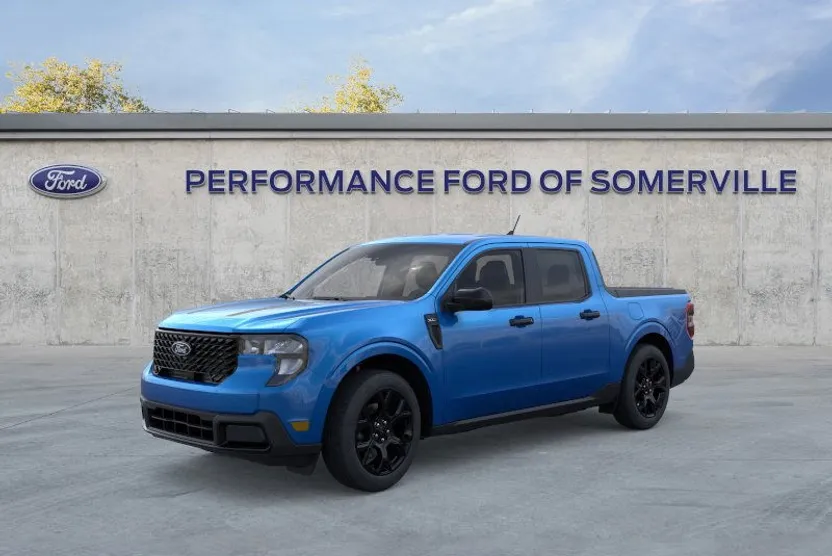 2025 Ford Maverick XLT photo 1