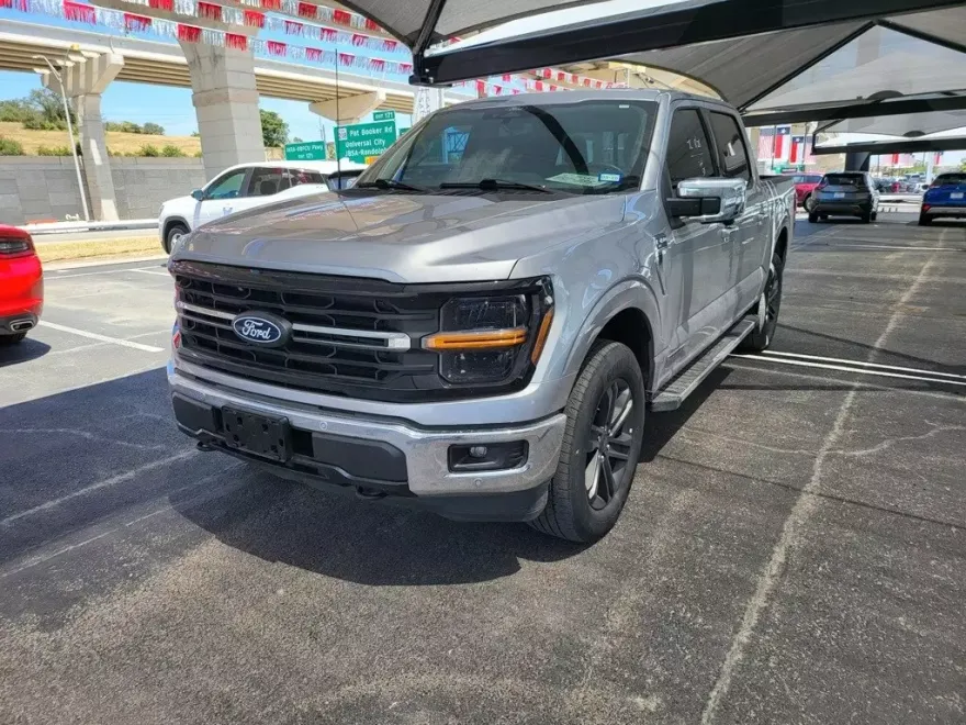 2024 Ford F-150 XLT photo 1