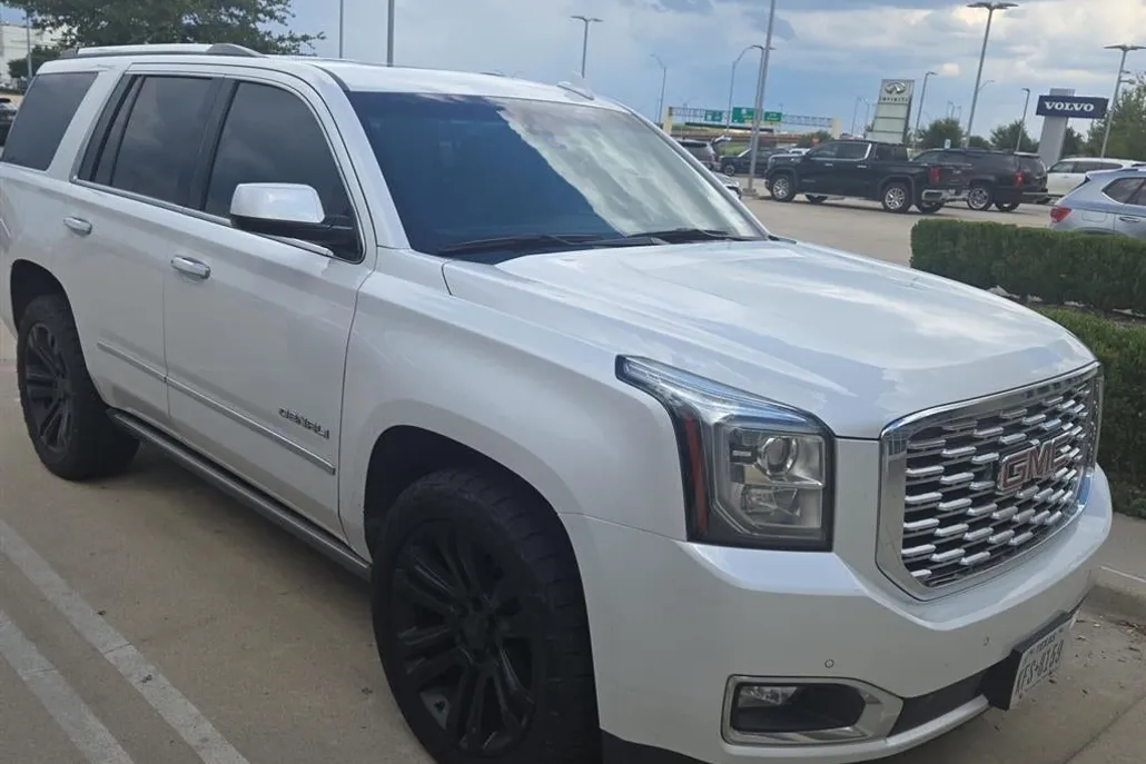 2018 Gmc Yukon Denali photo 1