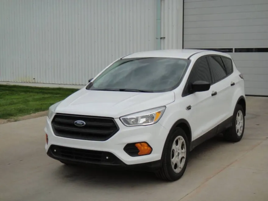 2017 Ford Escape S photo 1