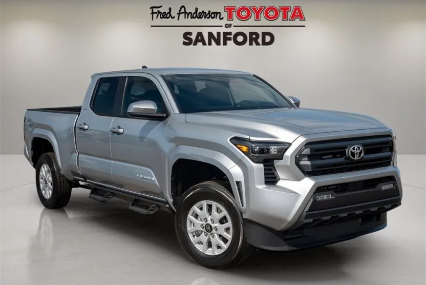 2025 Toyota Tacoma SR5 photo 1