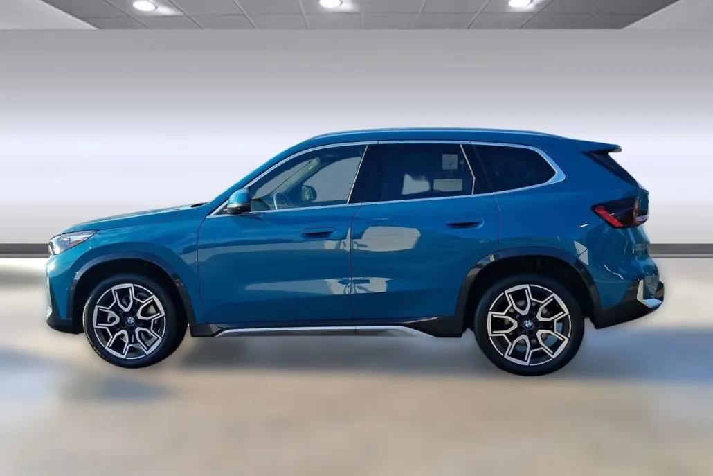 2025 Bmw X1 XDrive28i photo 1