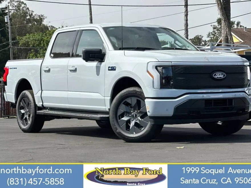 2025 Ford F-150 Lightning photo 1