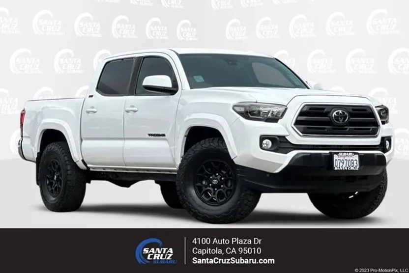 2019 Toyota Tacoma SR5 photo 1
