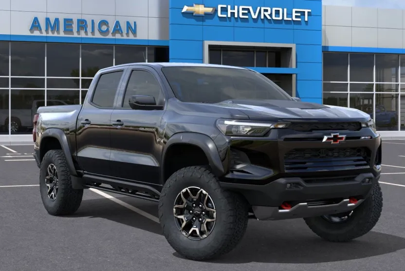 2025 Chevrolet Colorado ZR2 photo 1