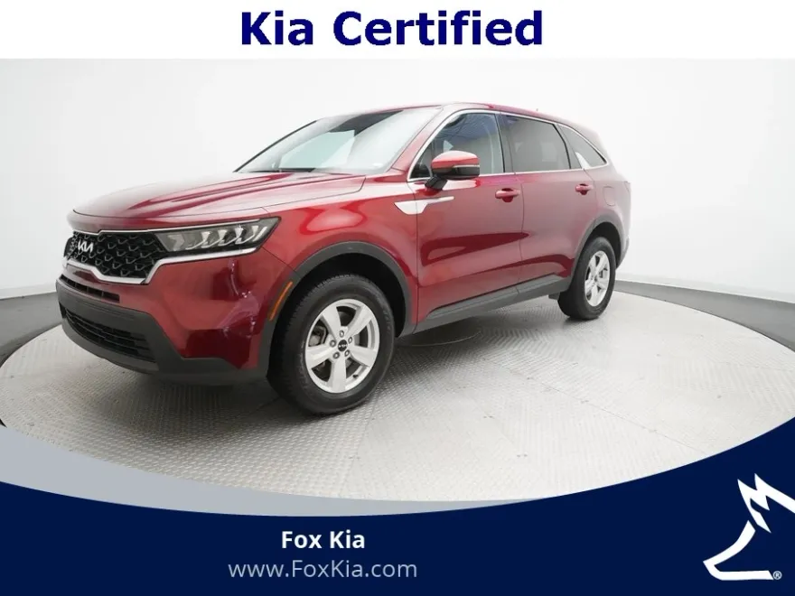 2022 Kia Sorento LX photo 1