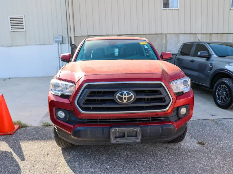 2022 Toyota Tacoma SR5 photo 1