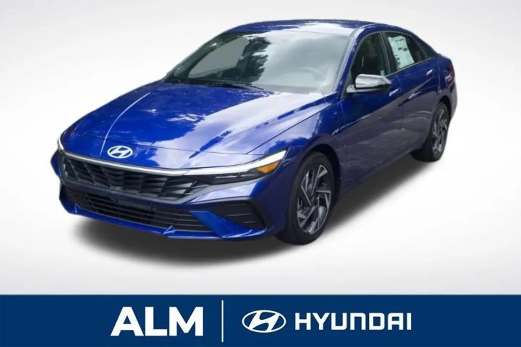 2025 Hyundai Elantra SEL Sport photo 1
