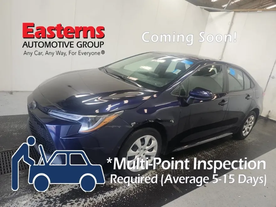 2022 Toyota Corolla LE photo 1