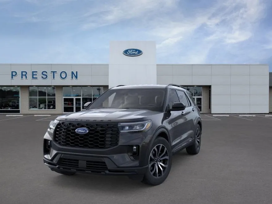 2025 Ford Explorer ST-Line photo 1
