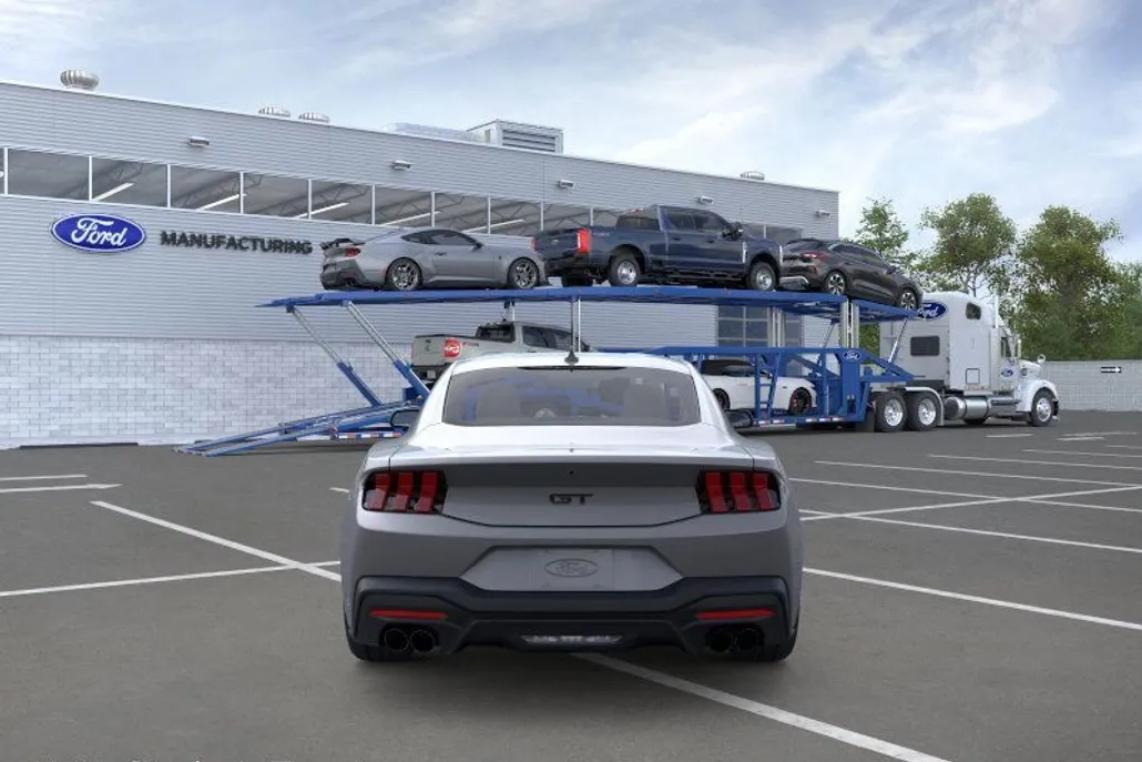 2025 Ford Mustang GT Premium photo 1