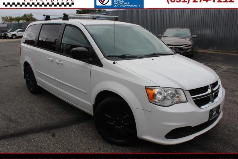 2015 Dodge Grand Caravan SE photo 1