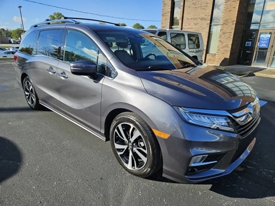2019 Honda Odyssey Elite photo 1