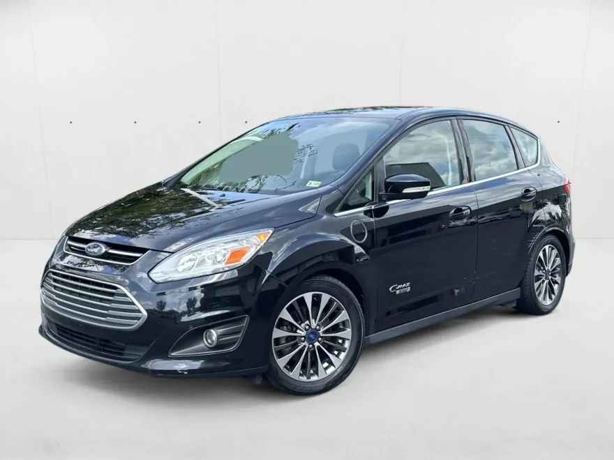 2017 Ford C-Max Energi Titanium photo 1