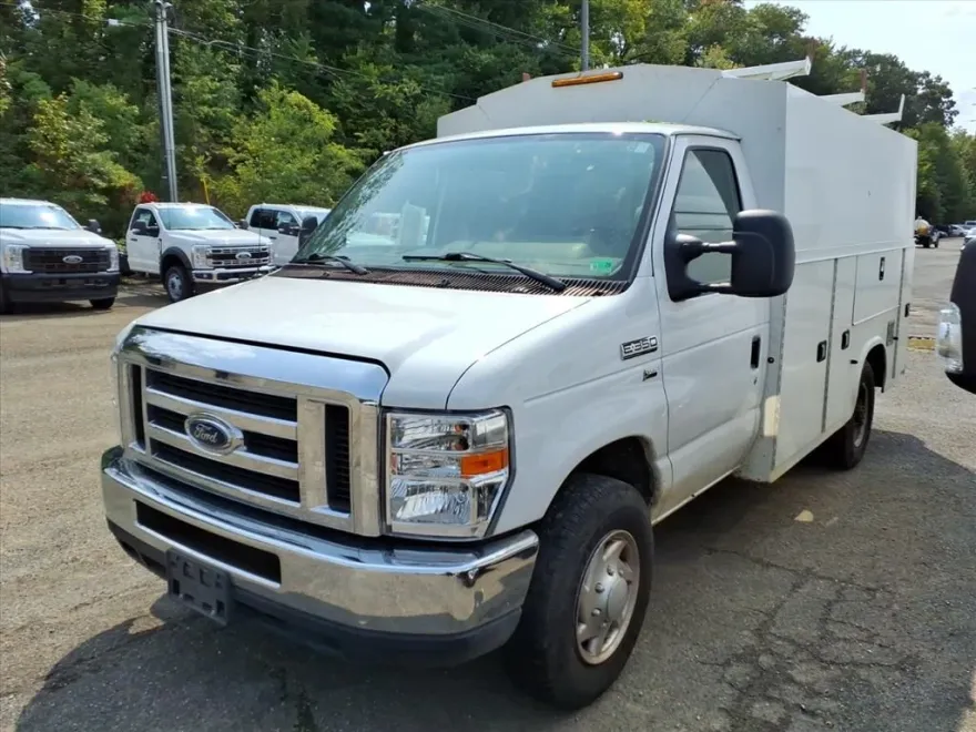 2019 Ford E-350 Base photo 1