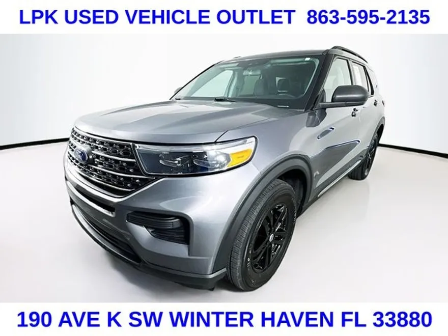 2022 Ford Explorer XLT photo 1