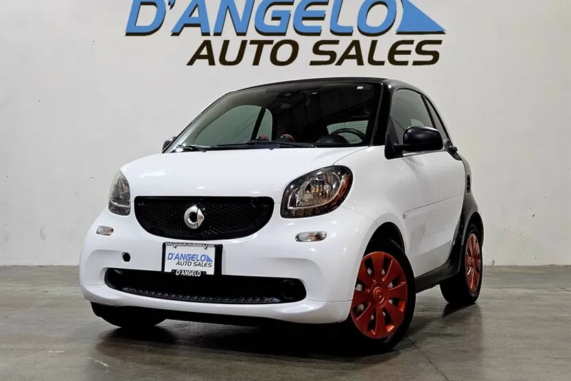 2017 Smart Fortwo photo 1
