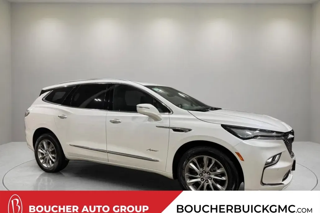 2023 Buick Enclave Avenir photo 1