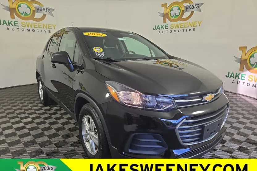 2020 Chevrolet Trax LS photo 1