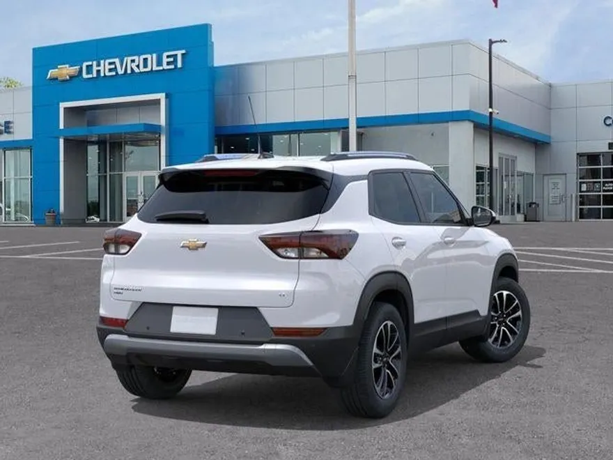 2026 Chevrolet Trailblazer LT photo 1