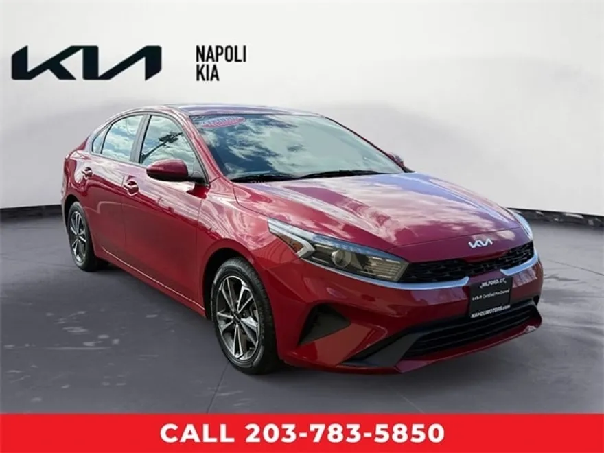 2022 Kia Forte LXS photo 1