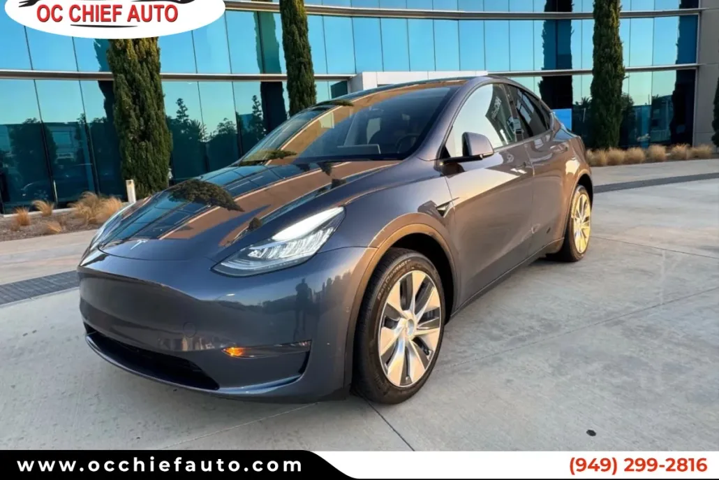 2022 Tesla Model Y Long Range photo 1