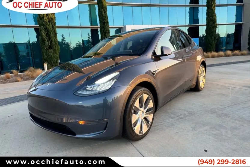 2022 Tesla Model Y Long Range photo 1