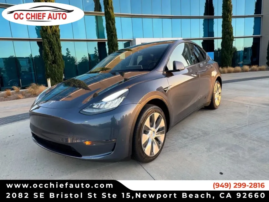 2022 Tesla Model Y Long Range photo 1