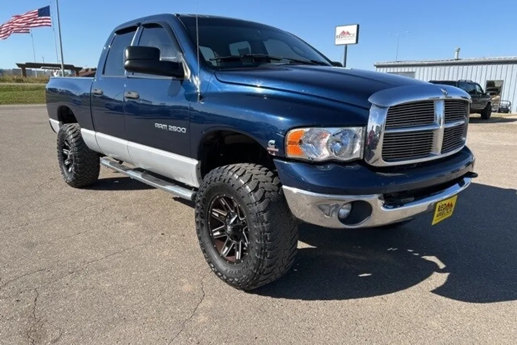 2005 Dodge Ram SLT photo 1