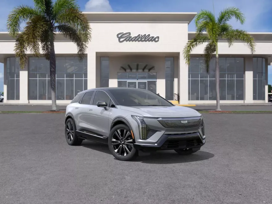 2025 Cadillac Optiq Luxury photo 1