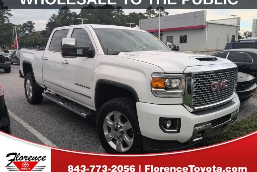 2017 Gmc Sierra Denali photo 1
