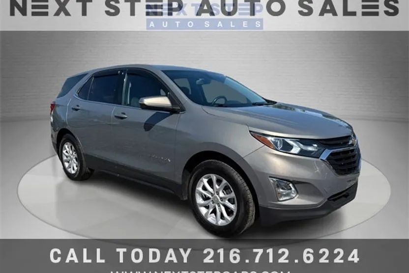 2018 Chevrolet Equinox LT photo 1