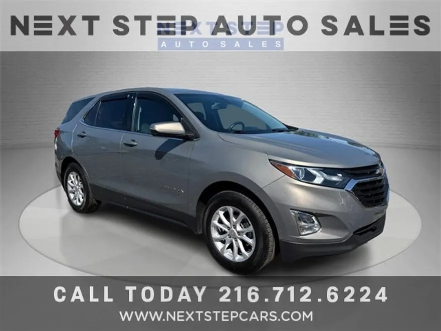 2018 Chevrolet Equinox LT photo 1