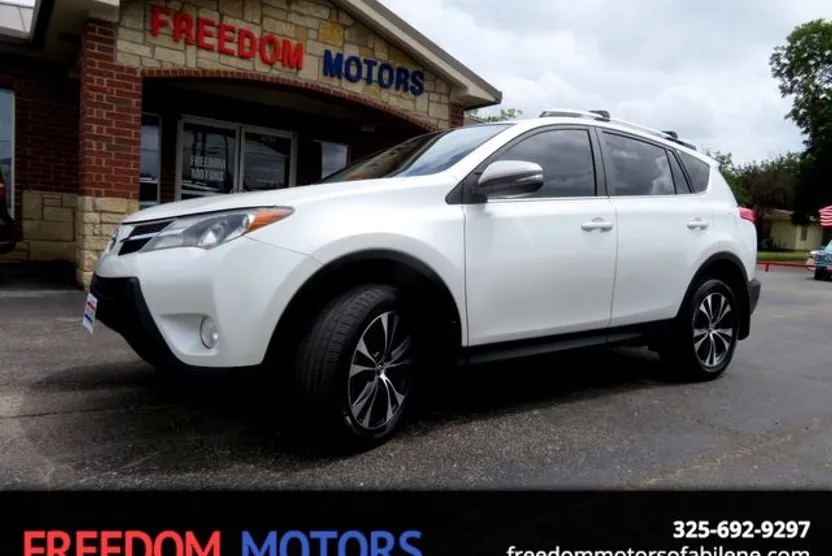2015 Toyota RAV4 Limited photo 1