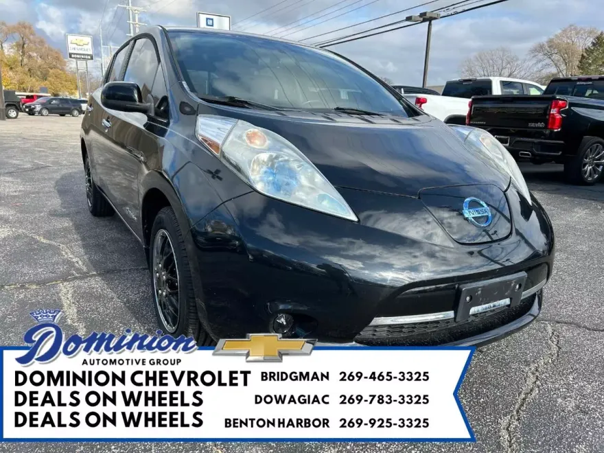 2013 Nissan Leaf S photo 1