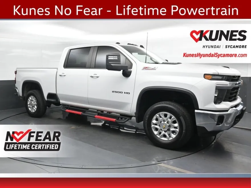 2024 Chevrolet Silverado 2500HD LT photo 1