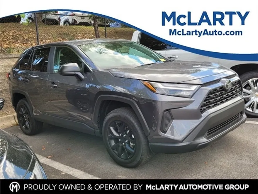 2025 Toyota RAV4 LE photo 1