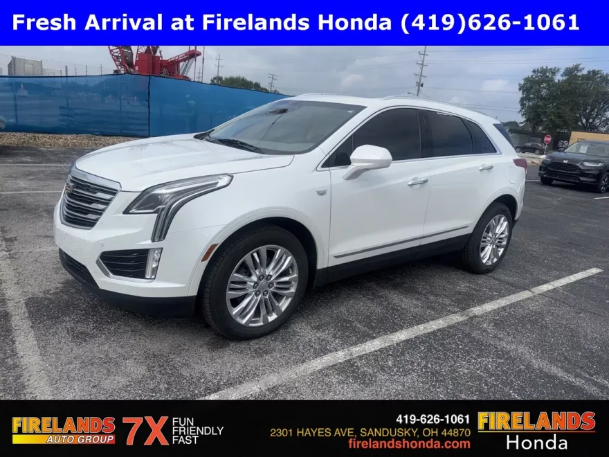 2017 Cadillac XT5 Premium Luxury photo 1