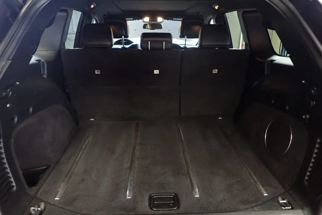 2015 Jeep Grand Cherokee Overland photo 1