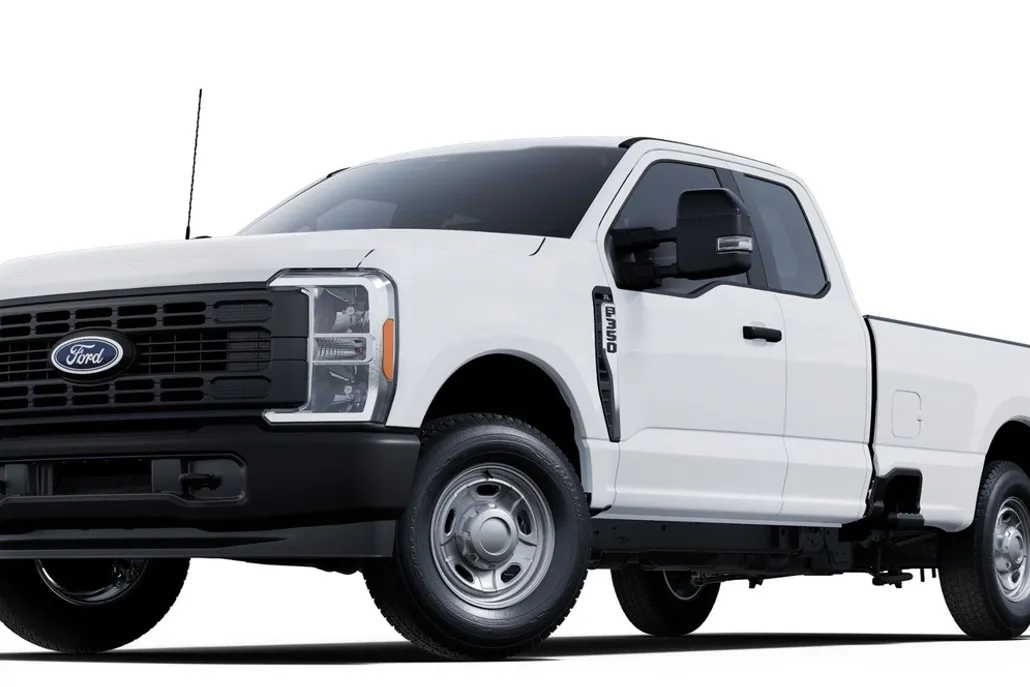 2025 Ford F-350 XL photo 1
