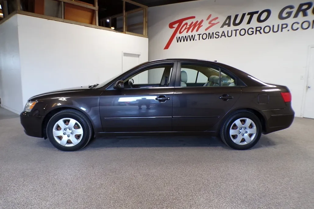 2009 Hyundai Sonata GLS photo 1
