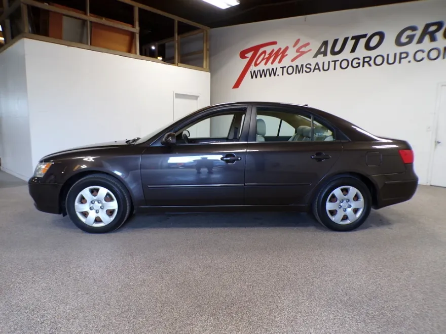 2009 Hyundai Sonata GLS photo 1